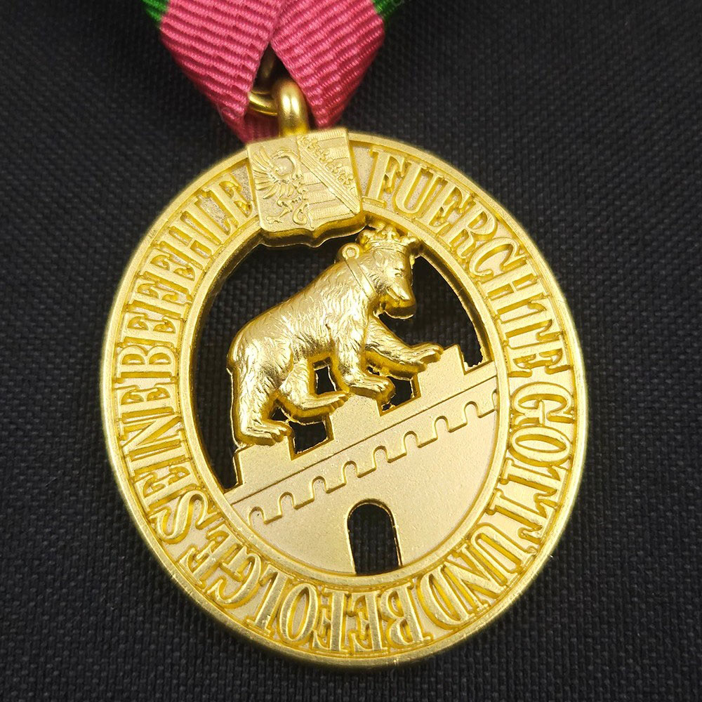 Réplica de insignia de oso Vin - Vintage Collectible Bears reseña y precio